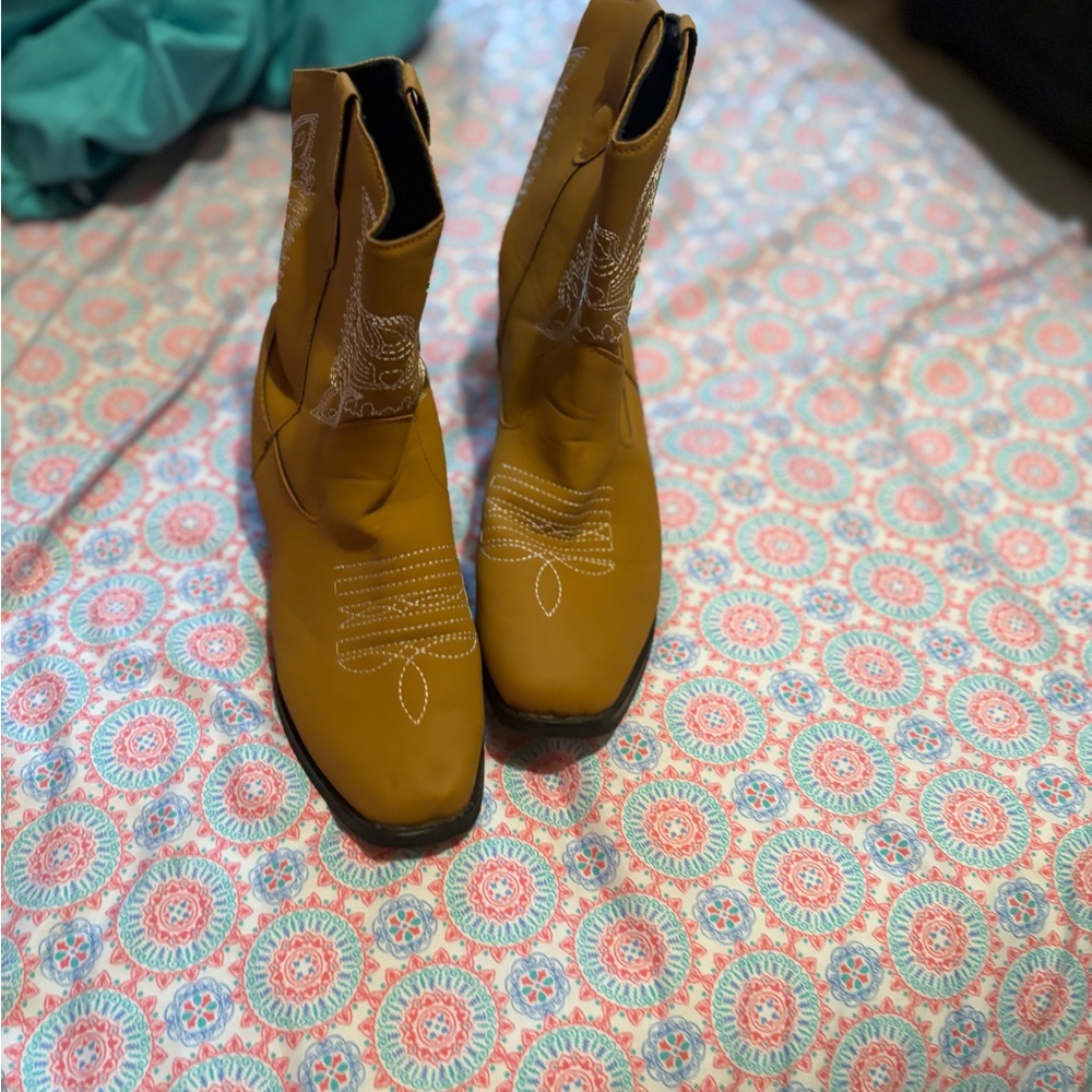 Stylish Brown Embroidered Ankle Boots